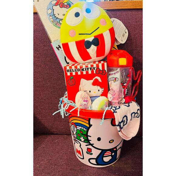 Hello Kitty Easter bundle with Burlington friends throw 50 70 soft Keroppi plush - Picture 8 of 12